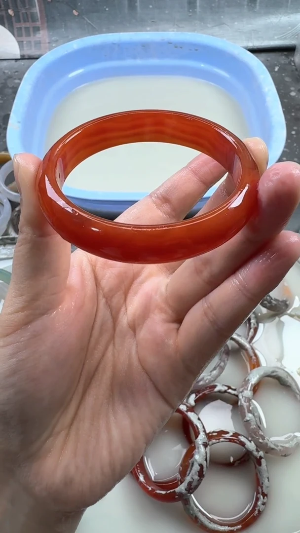 石英质玉手镯未镶嵌73