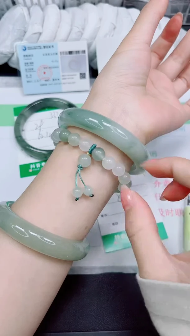 石英质玉手镯未镶嵌334-58