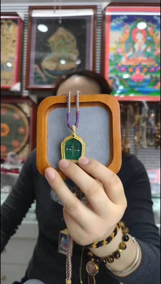 吊坠纯手绘唐卡 绿麻麻