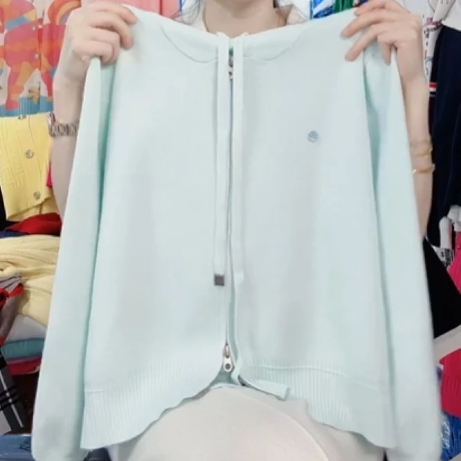 《妞妞》春季新款时尚纯色减龄连帽开衫02A016-蓝色