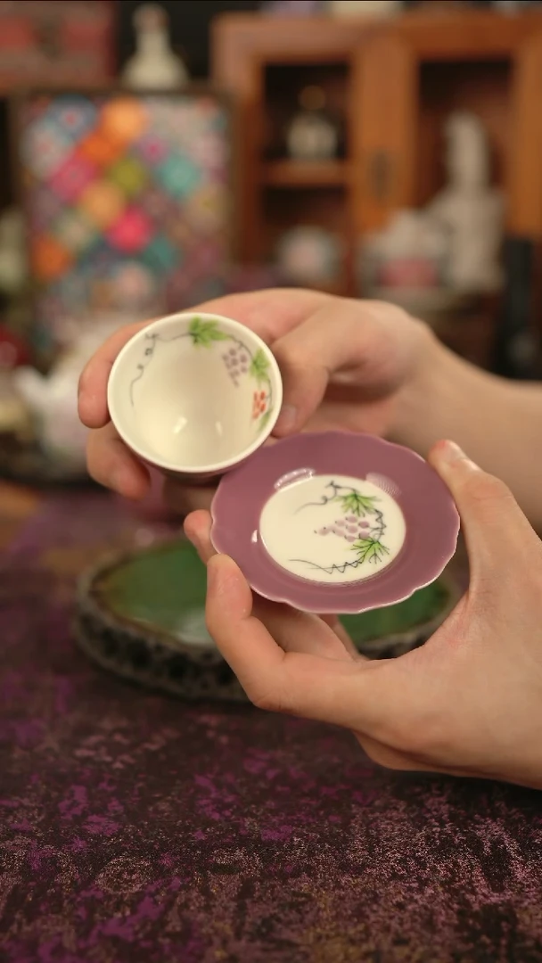 摩吉陶陶闪拍链接 紫色手绘杯套