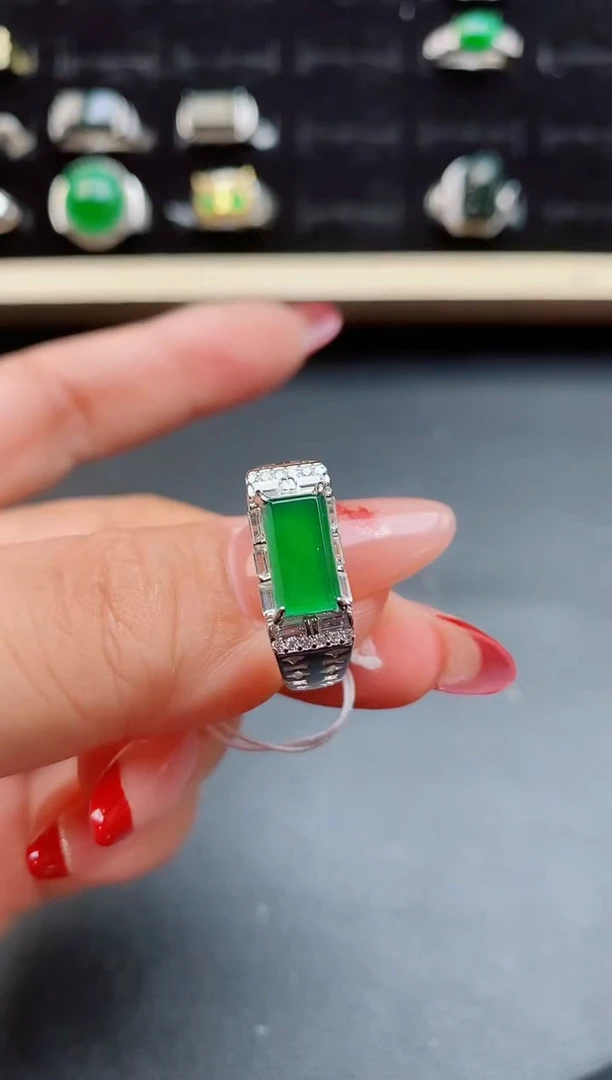 【闪购商品】翡翠戒指银S925镶嵌508505