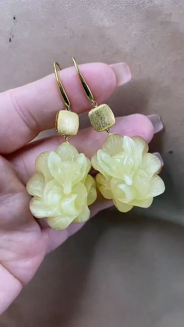 琥珀颈饰未镶嵌耳环