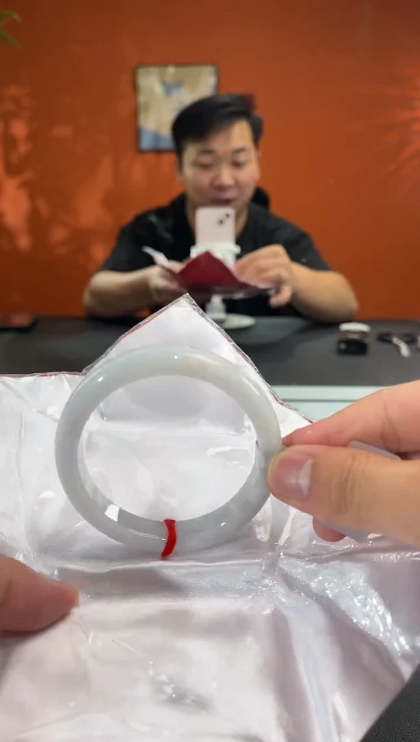 未镶嵌手镯翡翠24   56