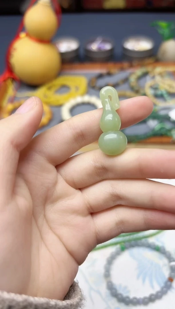 颈饰未镶嵌和田玉和田玉葫芦吊坠ZD编绳