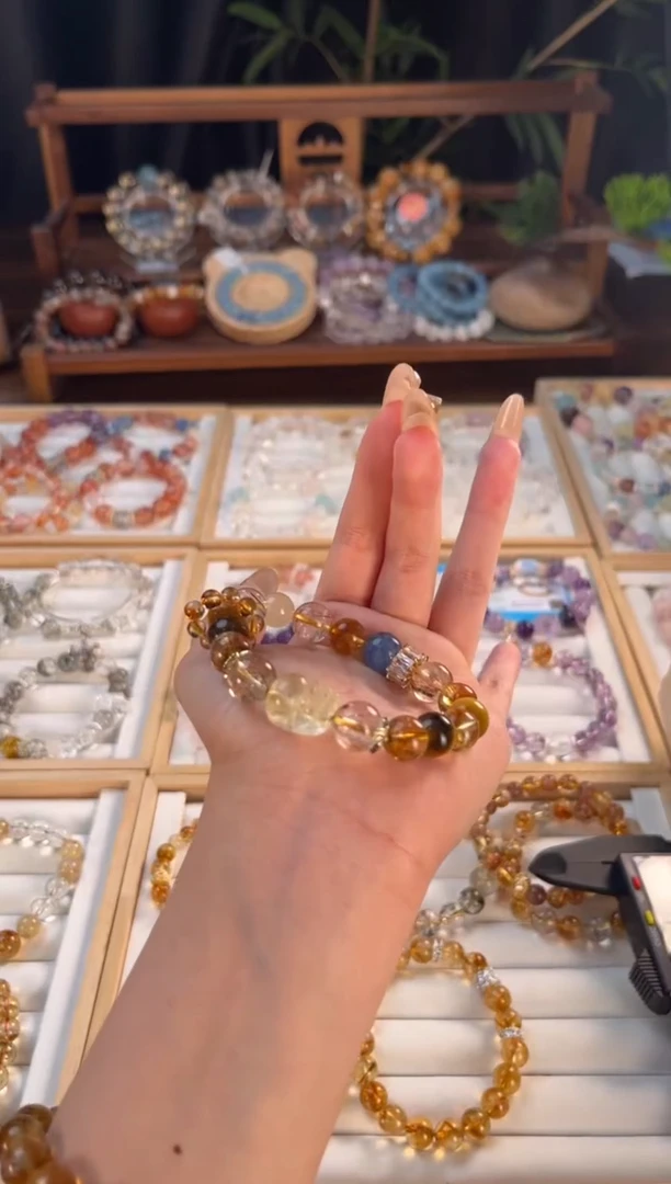 水晶手串合金日进斗金