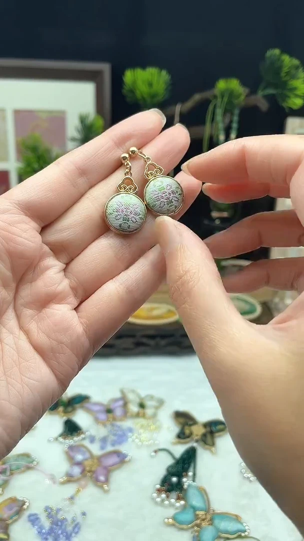 铁合金皮质非遗宋锦 匠心闪购