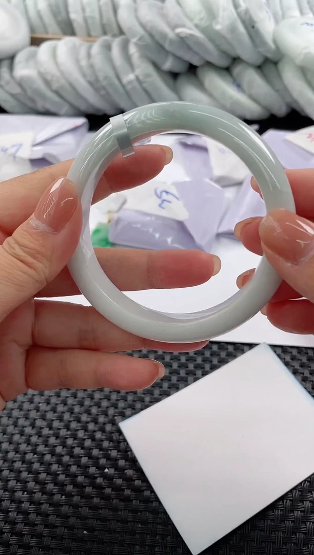 未镶嵌手镯翡翠基地发货  9067 60+