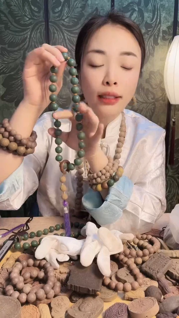 泥塑青龙醒心27颗手持