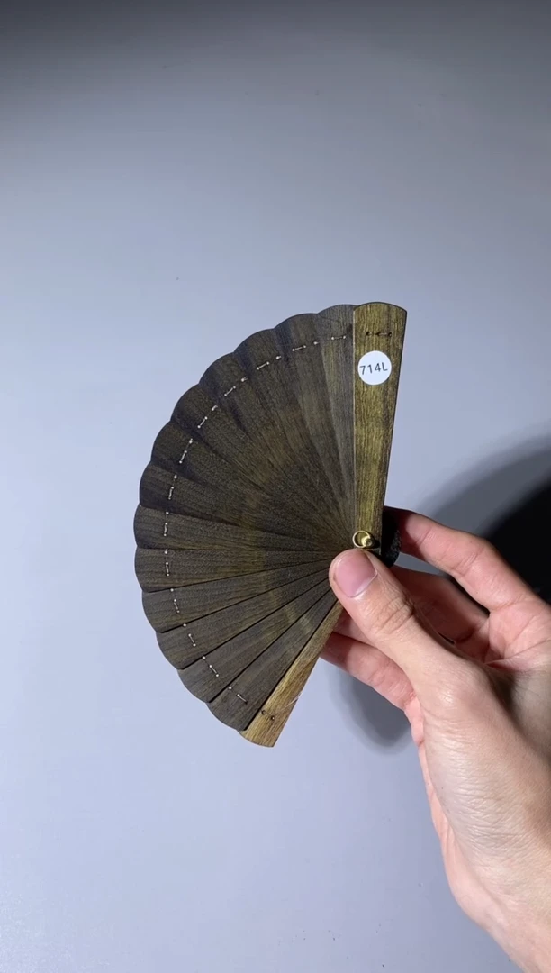 【闪购商品】金丝楠木雕714号10cm乌木金丝楠小叶桢楠掌中扇
