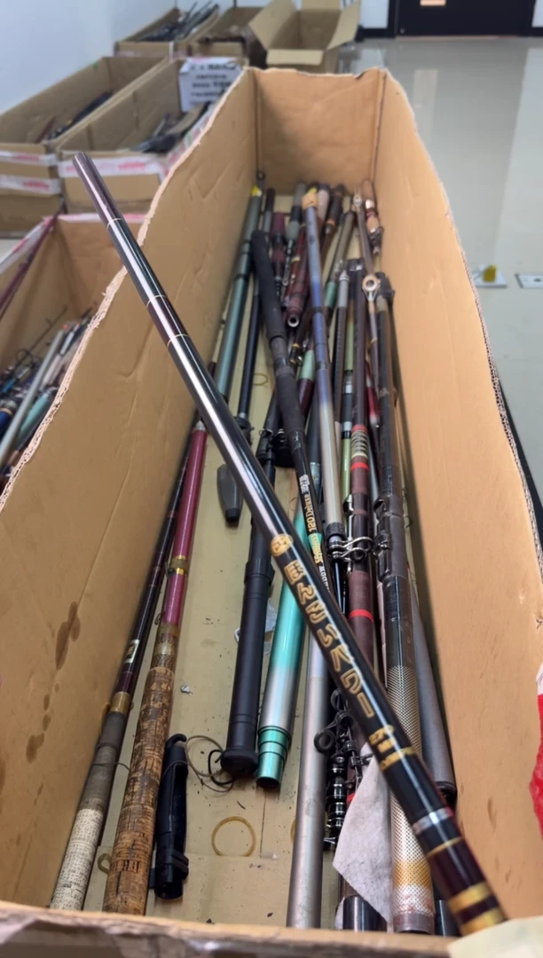 情* 孤品微瑕， 以直播间为准  加 10元发顺丰