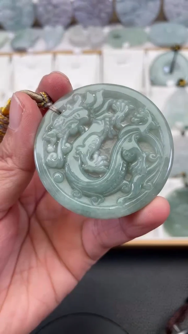 颈饰未镶嵌翡翠天然缅甸翡翠A货295