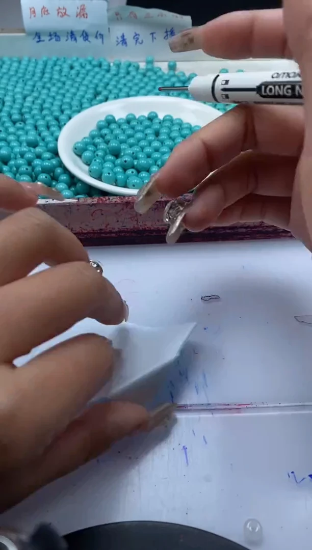 【闪购商品】玛瑙/玉髓颈饰未镶嵌w408原矿绿*松8mm*25颗