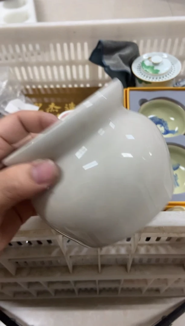 杯无运费险有瑕疵的摄影的产品有使用过的痕迹有点脏介意勿拍