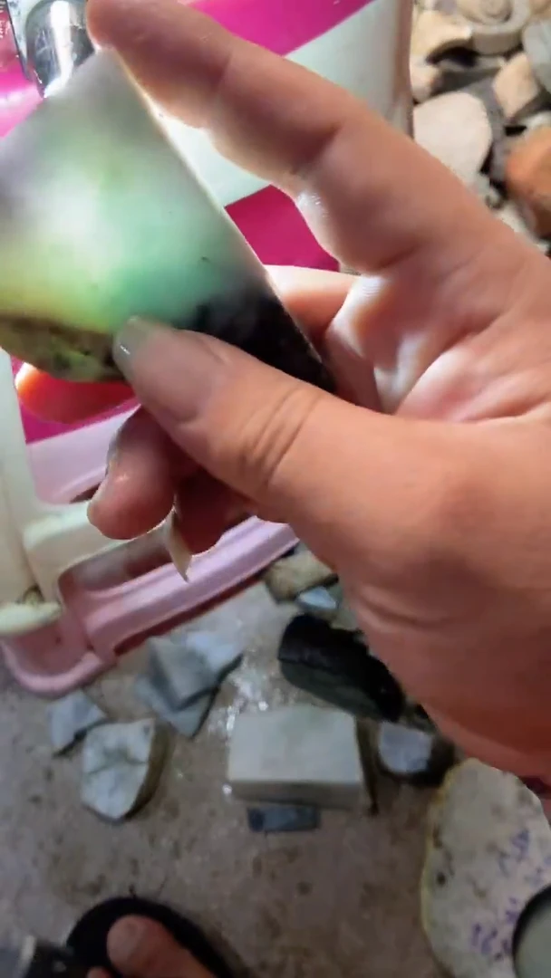 配石翡翠翡翠边角料未加工39