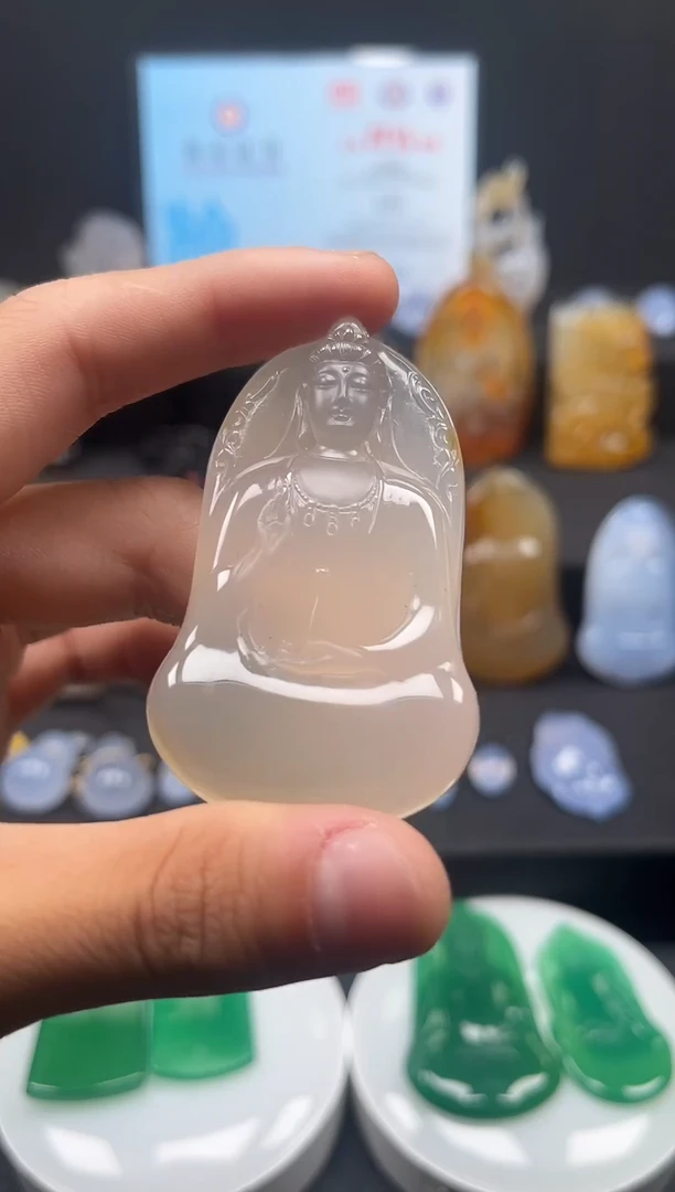 未镶嵌颈饰玛瑙/玉髓天然珠宝 一物一证