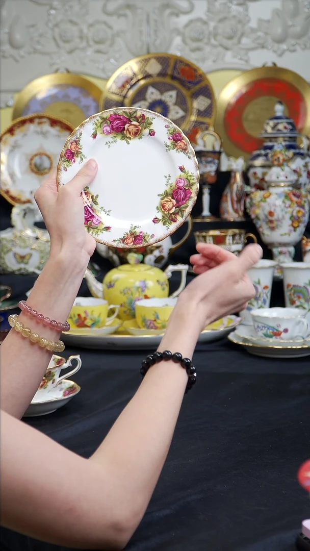 骨瓷婷婷中古器物如图所示103
