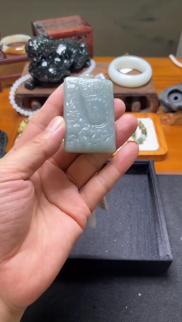 吊坠(不含链)未镶嵌和田玉吐拉牧场 观音