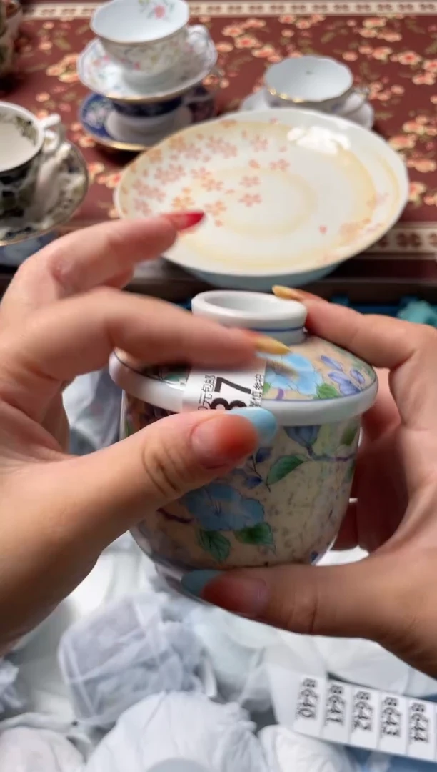 瓷片爱****周瓷器瓷器B637