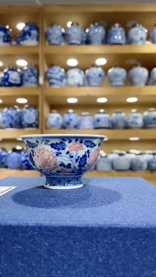 r55釉里红薄胎主人杯