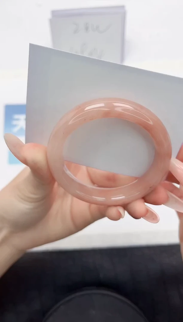 【闪购商品】石英质玉手镯未镶嵌D328-52