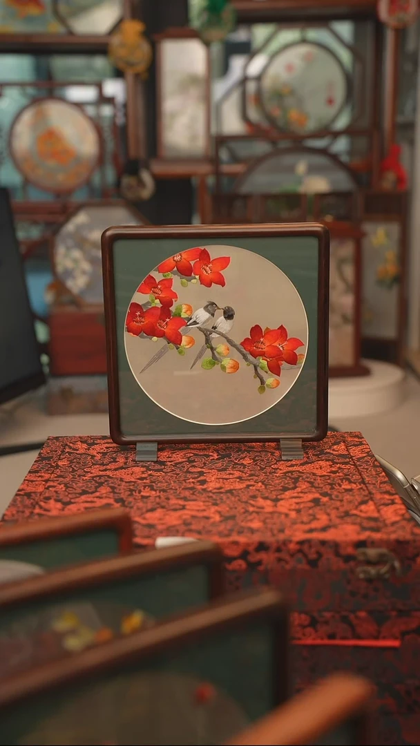 扇子苏绣双面绣四方台屏红木框大号20CM