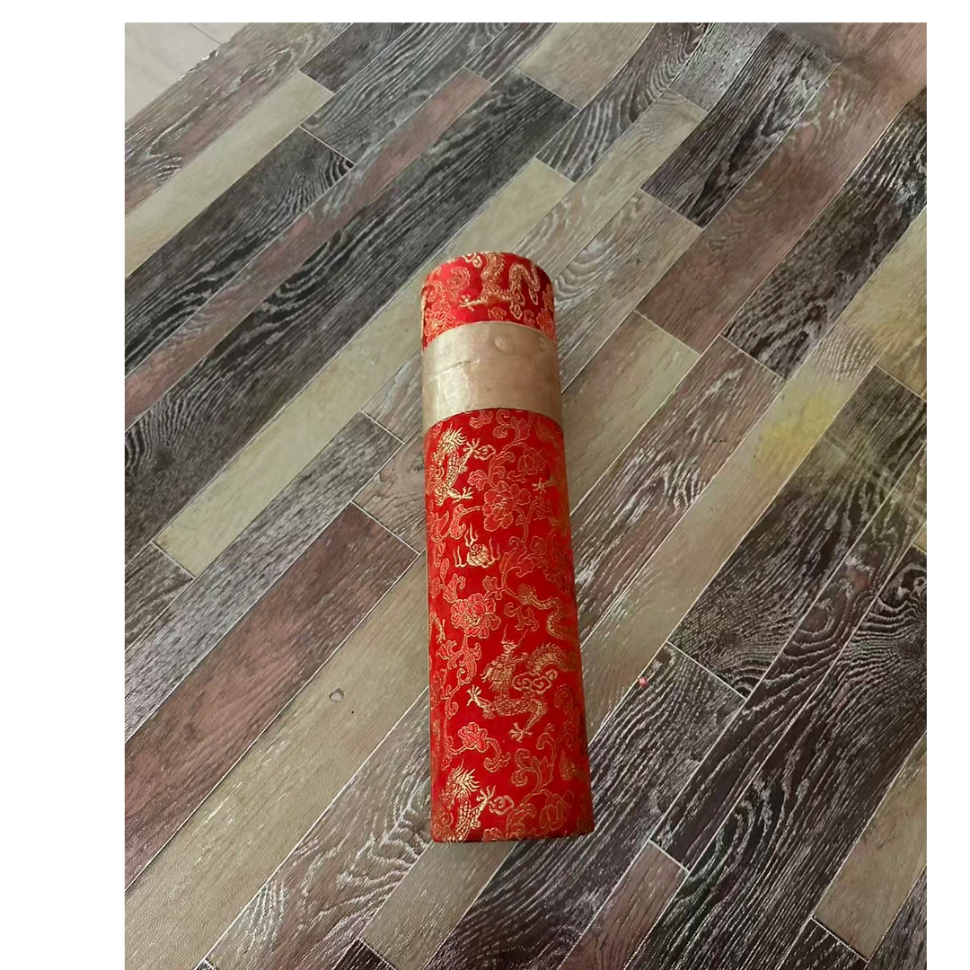 （闪购商品）闷113红色圆筒复古风木摆件