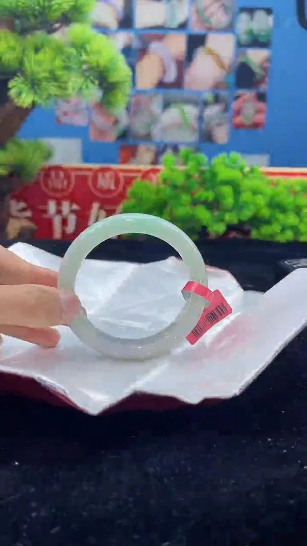 【闪购商品】翡翠手镯未镶嵌手镯11