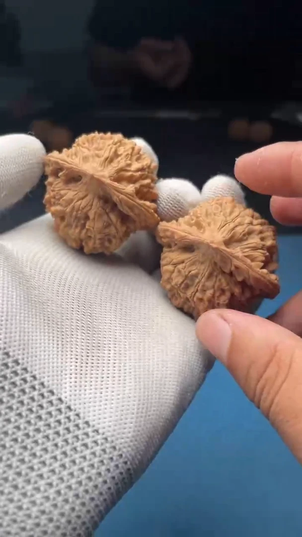 桃核把件a29 官帽 45尺