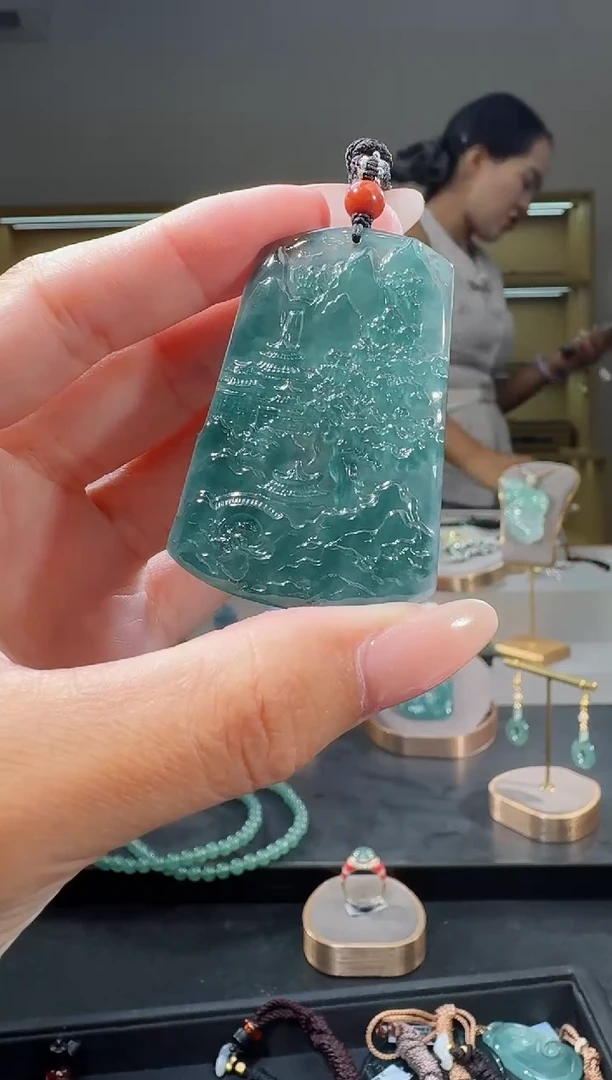 翡翠未镶嵌吊坠(不含链)山水牌