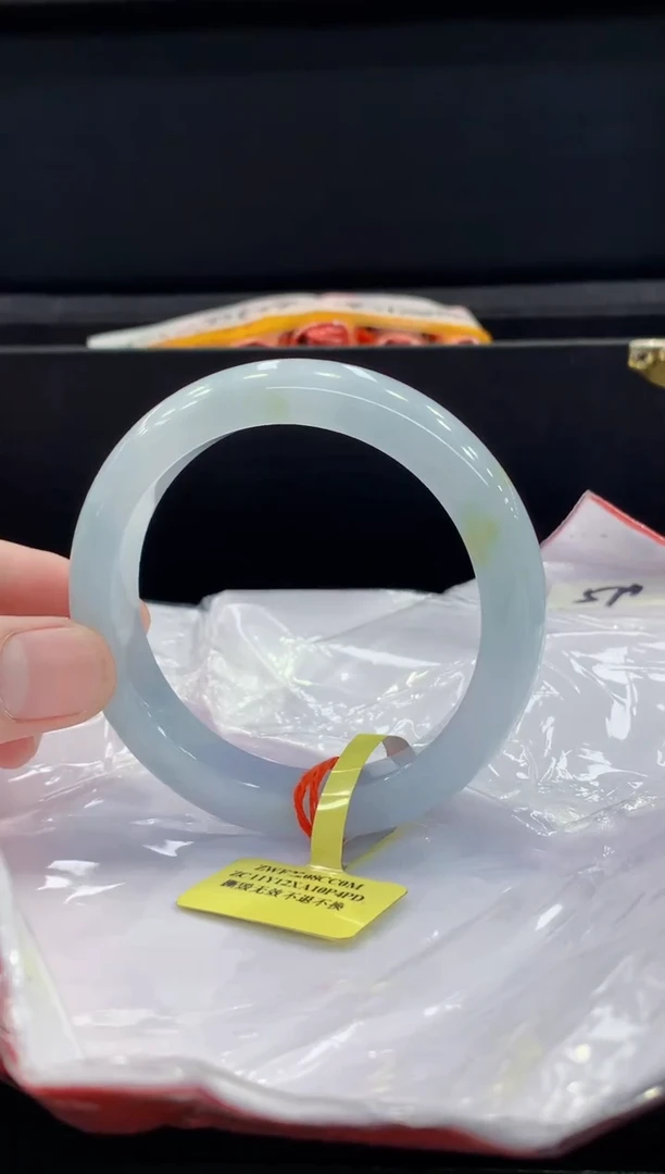 未镶嵌手镯翡翠翡翠手镯