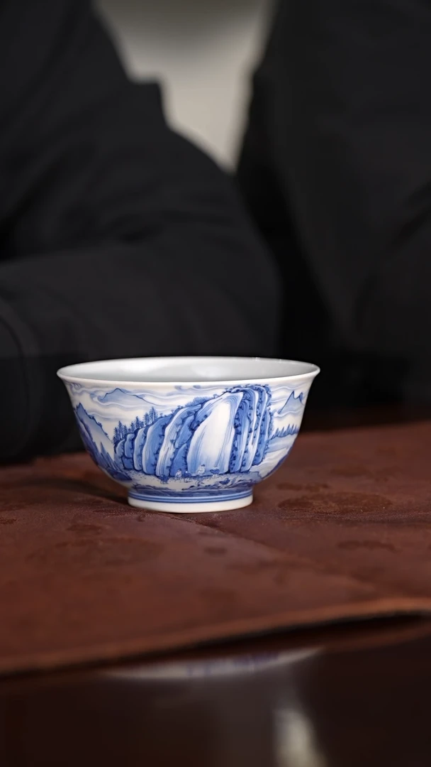 【闪购商品】古官青玉山水细工雁荡山撇口大杯