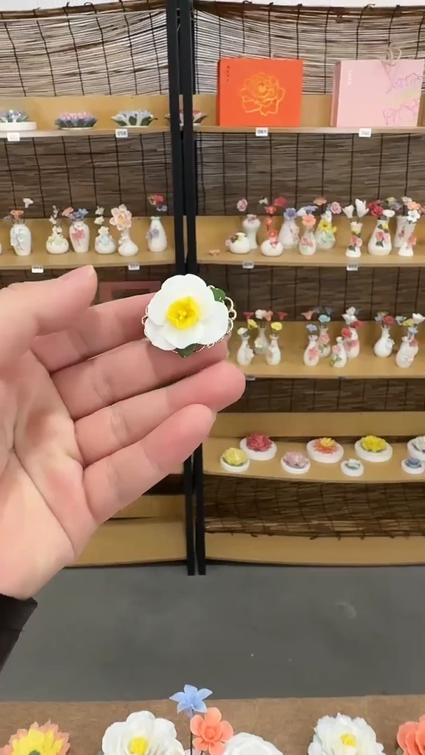 陶瓷陶瓷手捏花