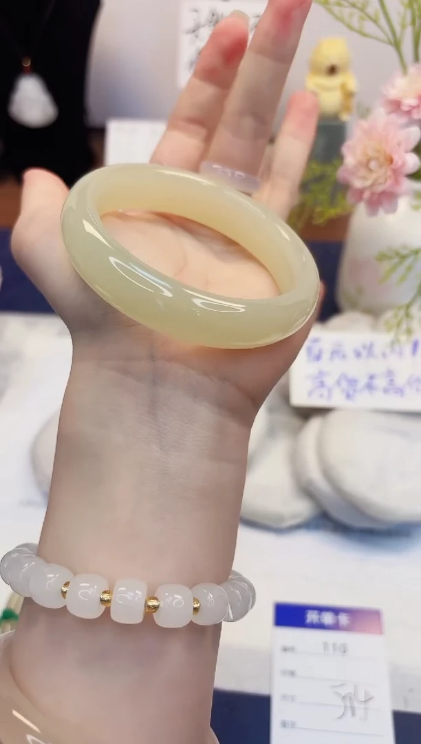 【闪购商品】石英质玉手镯未镶嵌110-晴水-圈口58