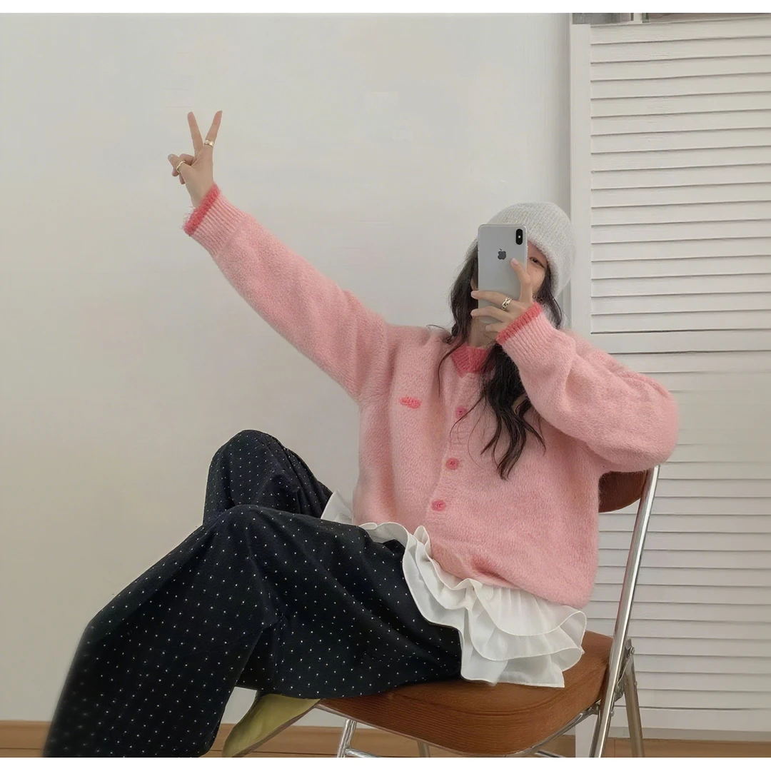 韩系复古针织开衫女秋季新款设计感小众百搭软糯毛衣外套