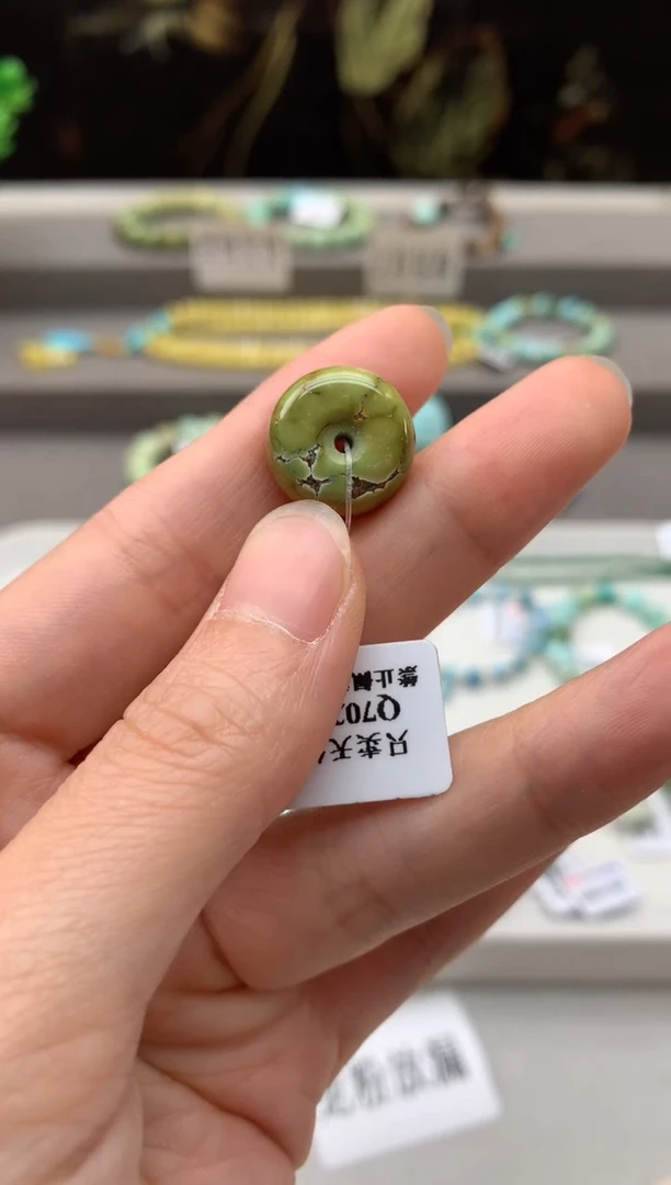 未镶嵌雕刻南红玛瑙A207