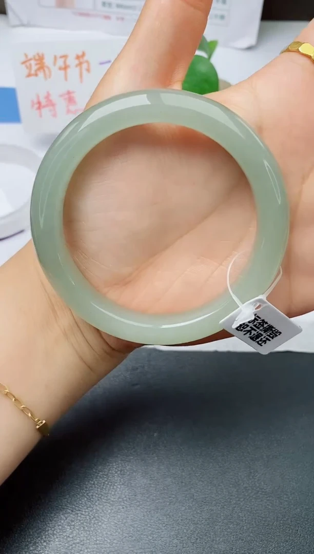 石英质玉手镯未镶嵌w159-DB  多样性发货