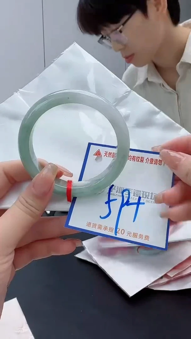 翡翠手镯未镶嵌111111111111