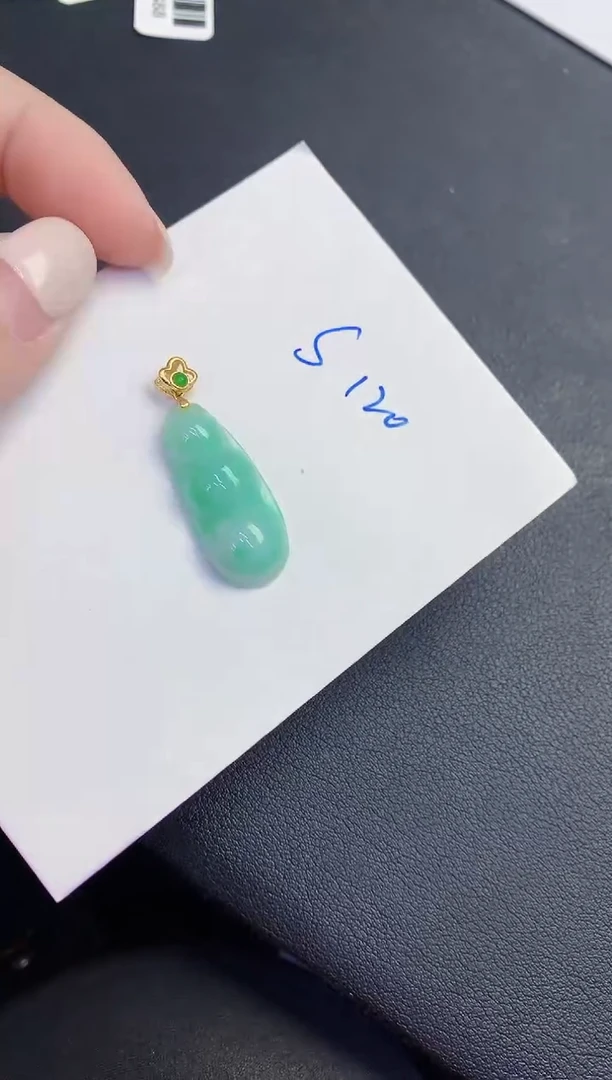 颈饰未镶嵌翡翠缅甸天然翡翠A货