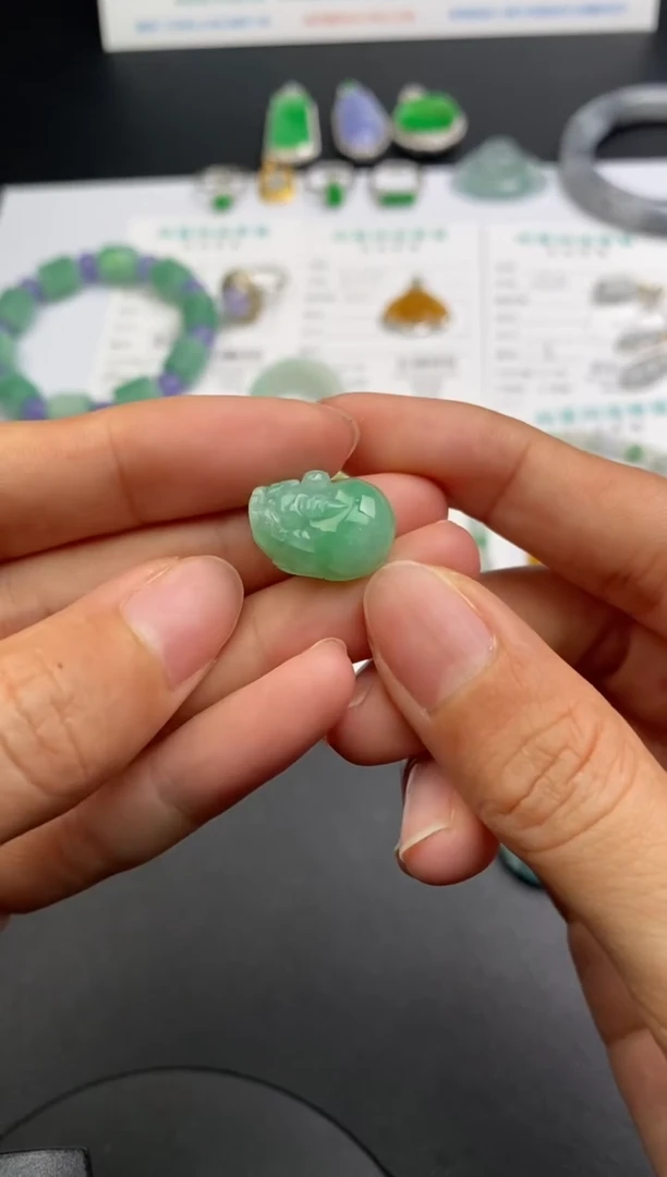 【闪购商品】定制翡翠未镶嵌模式推广期24小时鉴赏期