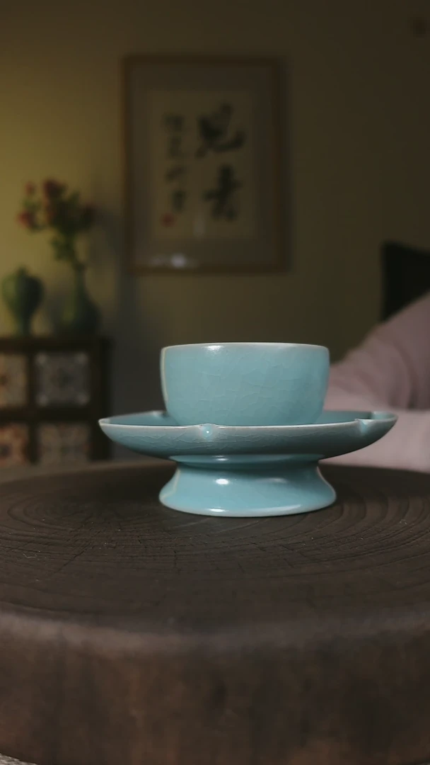 【闪购商品】杯子仿古天青葵瓣式盏托