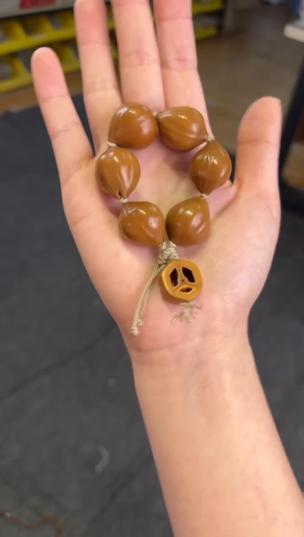 菩提根/象牙果吊坠       铁核人在囧途手捻