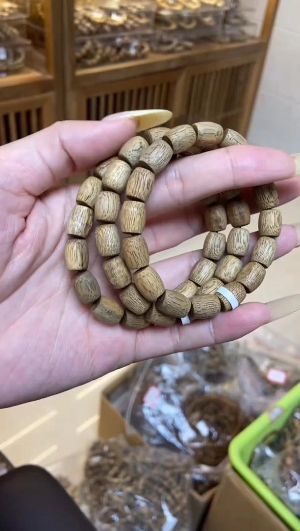 沉香手串文莱老型单圈9*10多样性发其一