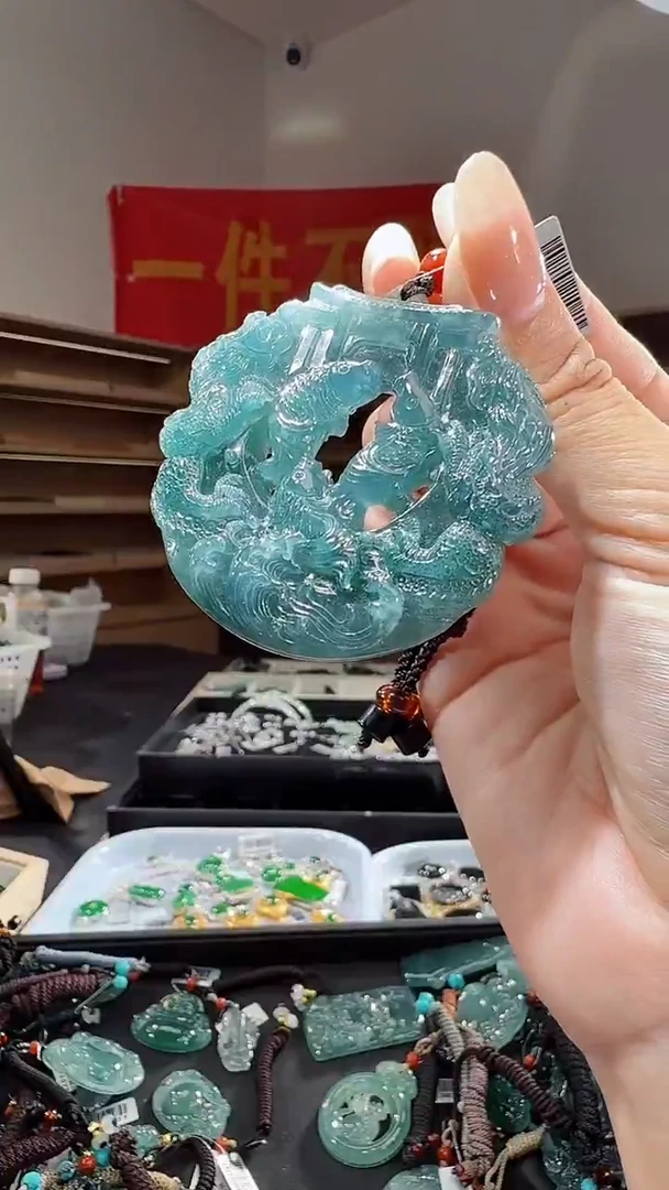 吊坠(不含链)未镶嵌翡翠鱼