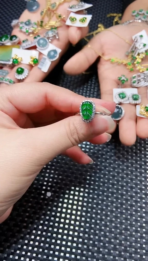 【闪购商品】翡翠戒指未镶嵌111111111