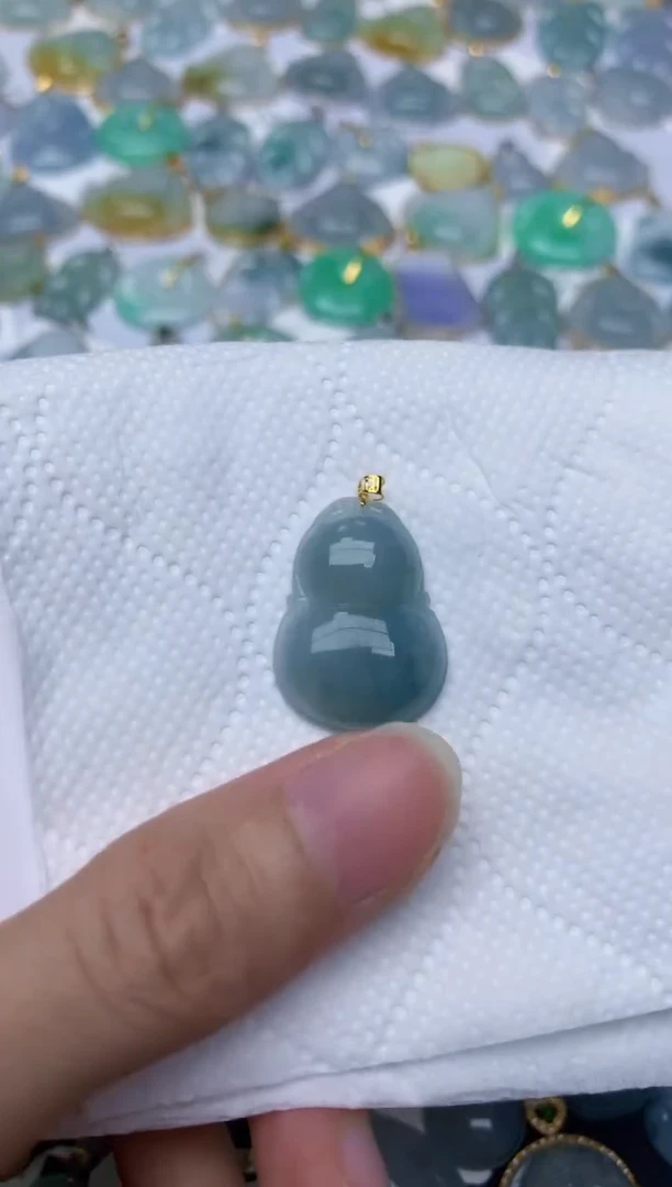 翡翠18K金镶嵌颈饰天然A货翡翠