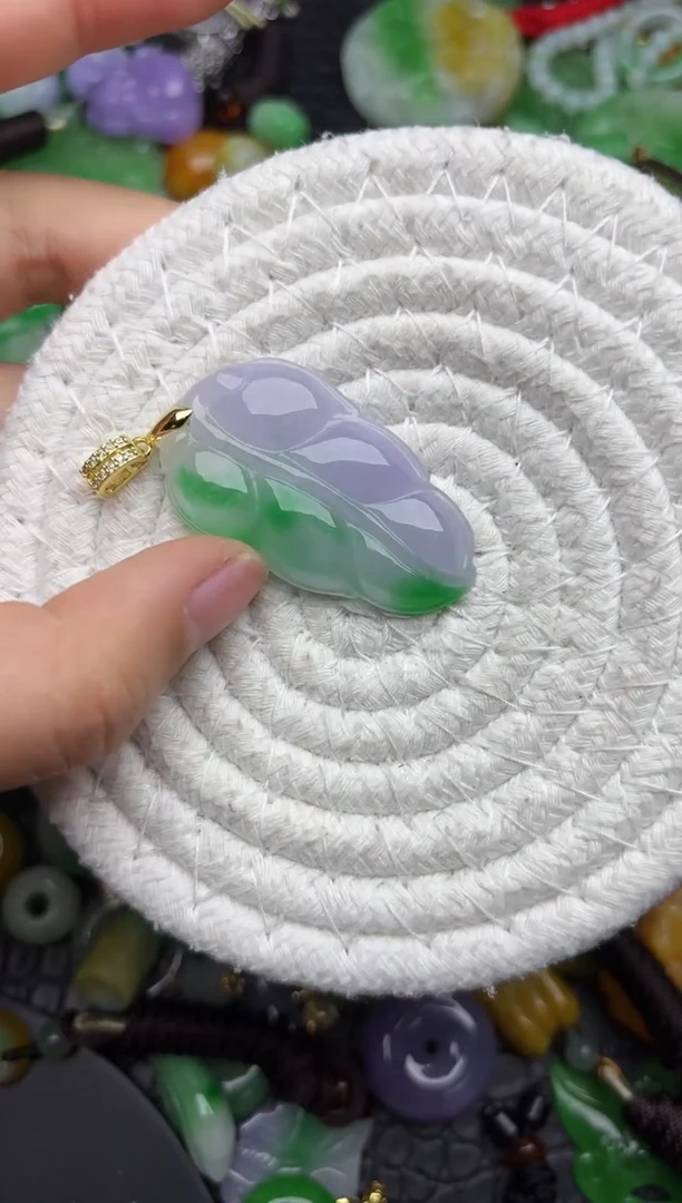 颈饰未镶嵌翡翠缅甸翡翠吊坠