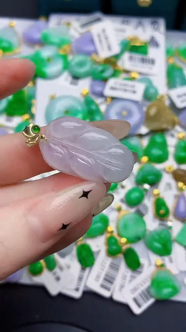 颈饰未镶嵌翡翠缅甸天然翡翠A货