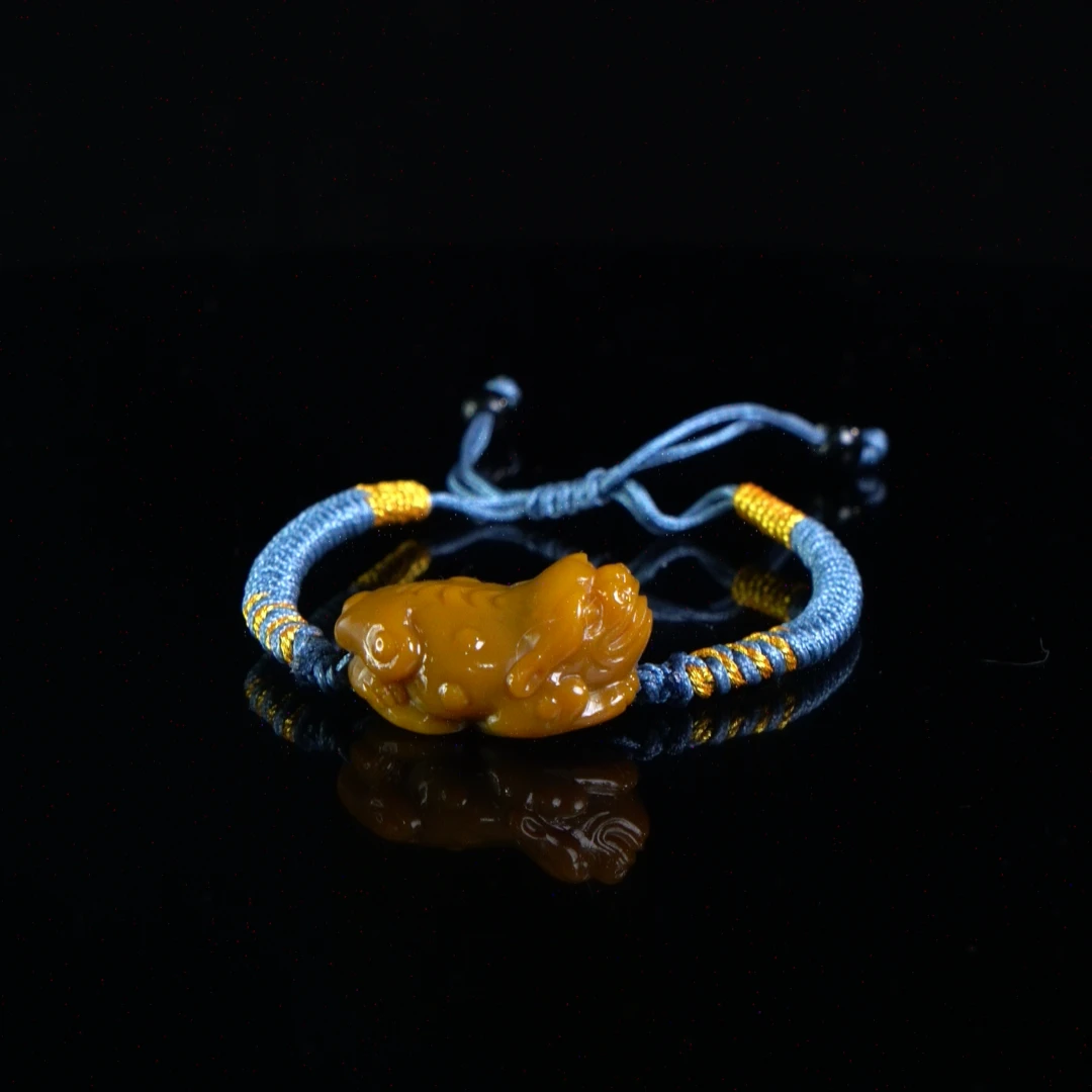Lot.5.北部田黄三足金蟾手串10.7克