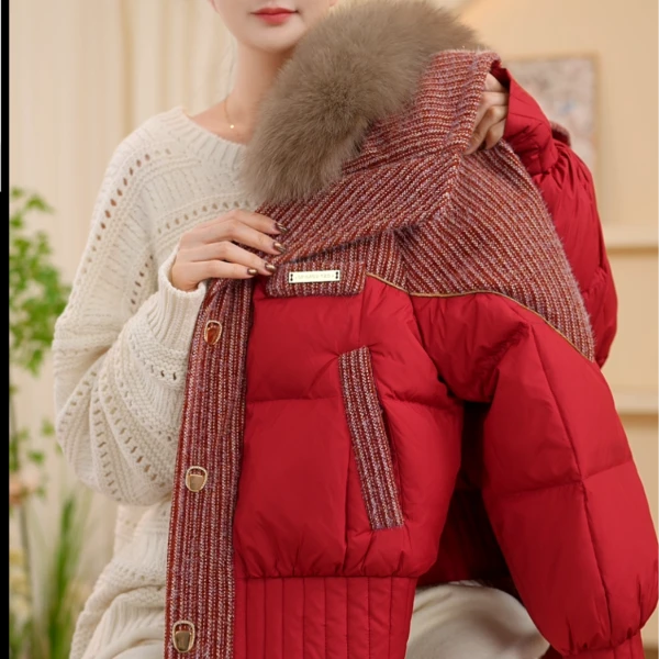 YY-2025新款浪漫玫瑰红优雅时尚百搭羽绒服